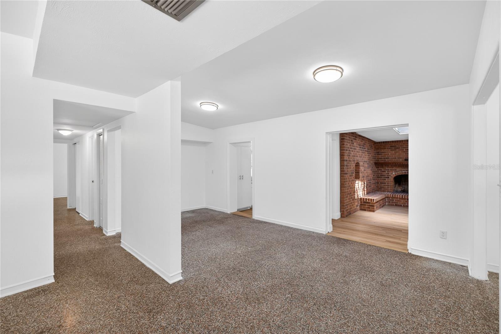 AGNES HEIGHTS - Residential