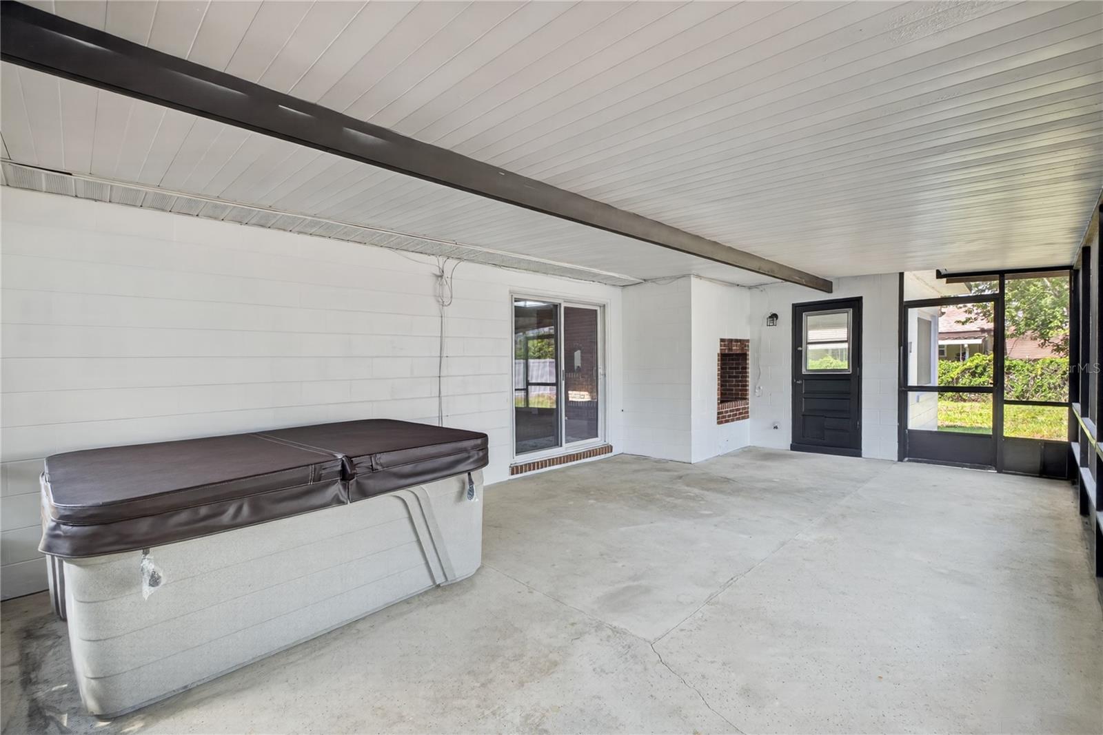 AGNES HEIGHTS - Residential