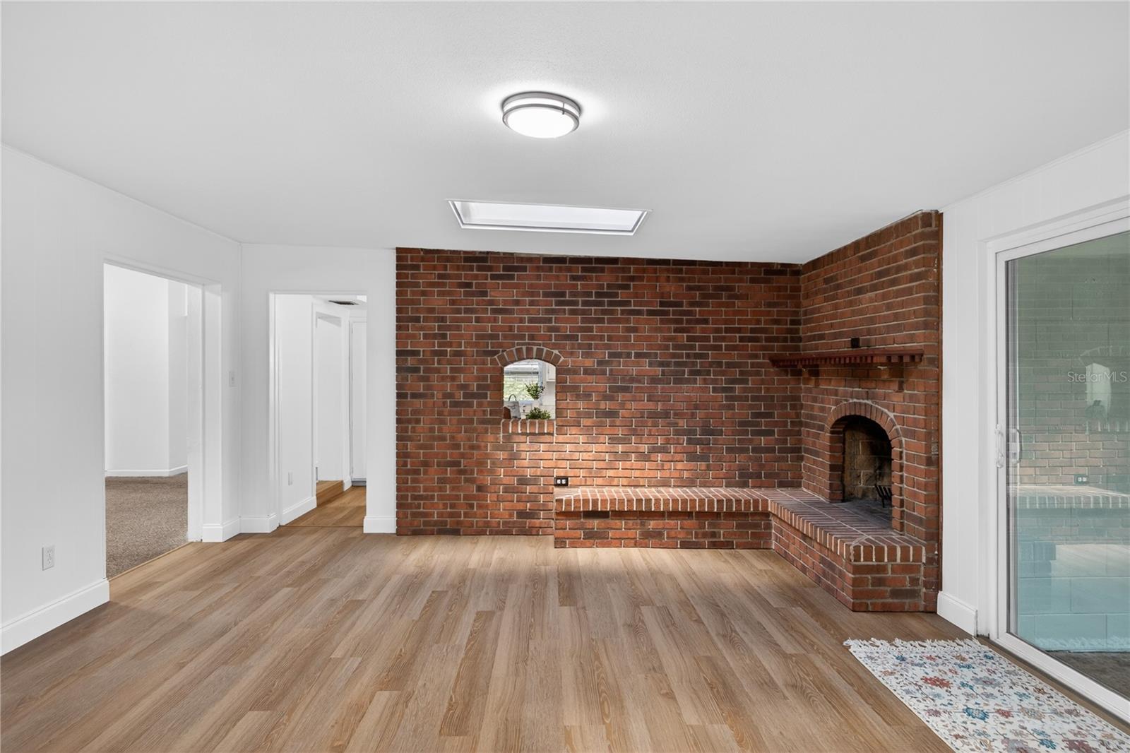 AGNES HEIGHTS - Residential