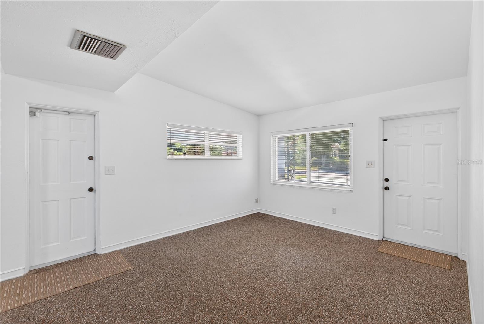 AGNES HEIGHTS - Residential