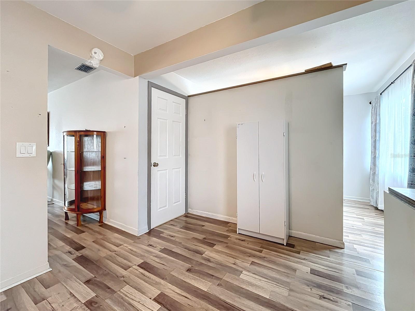 VENDOME VILLAGE - Residential