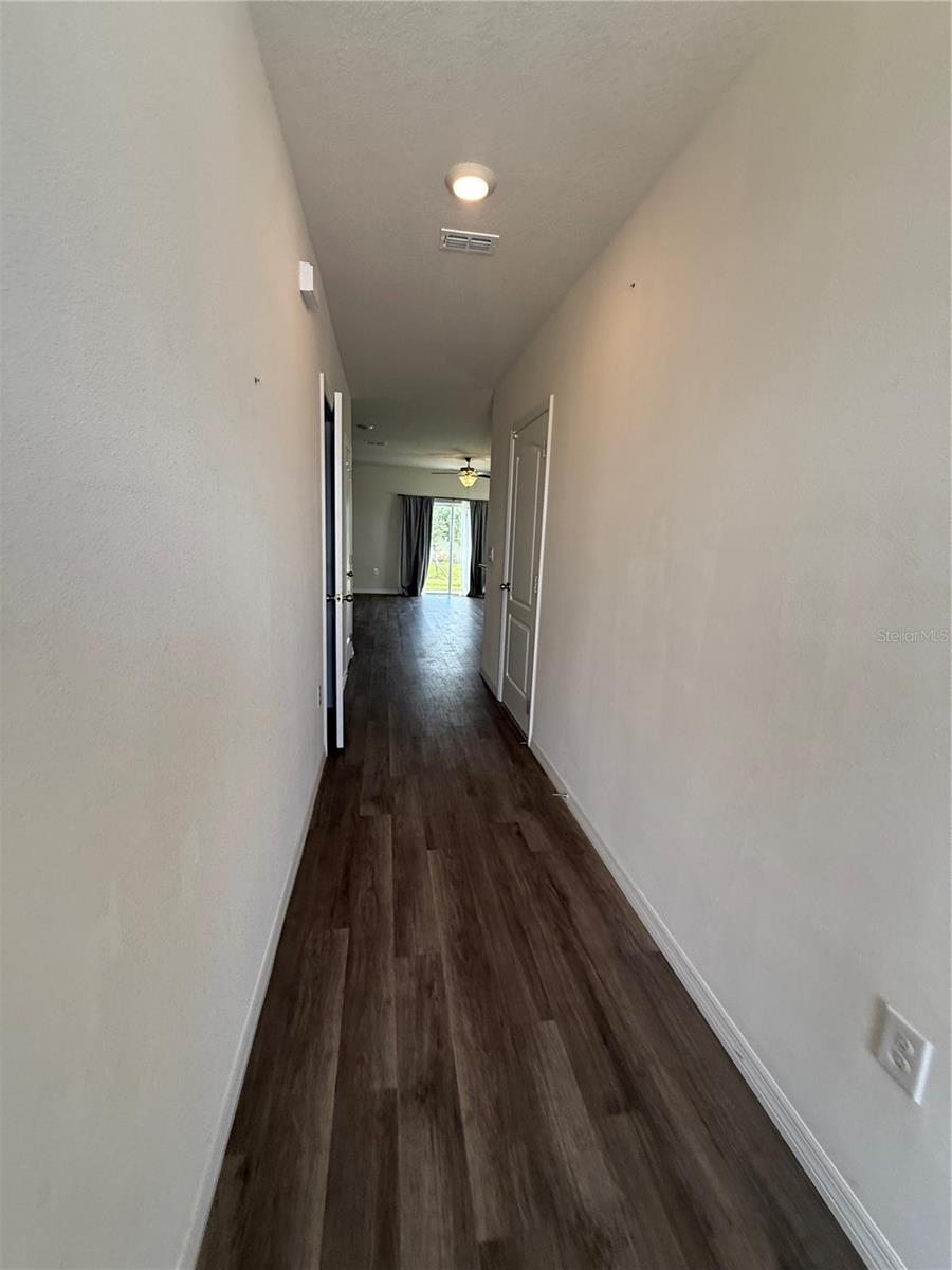 DANBURY/RIDGEWOOD LKS - Residential Lease
