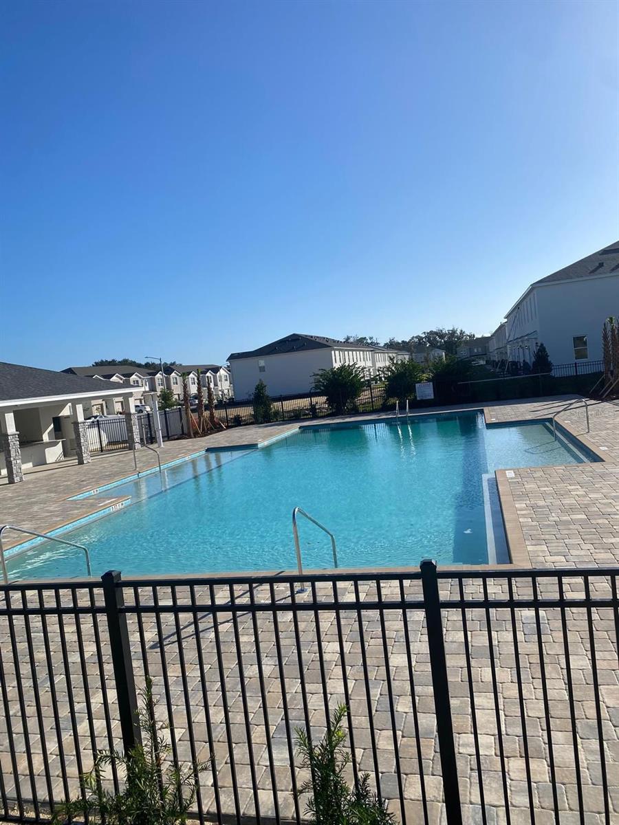 DANBURY/RIDGEWOOD LKS - Residential Lease