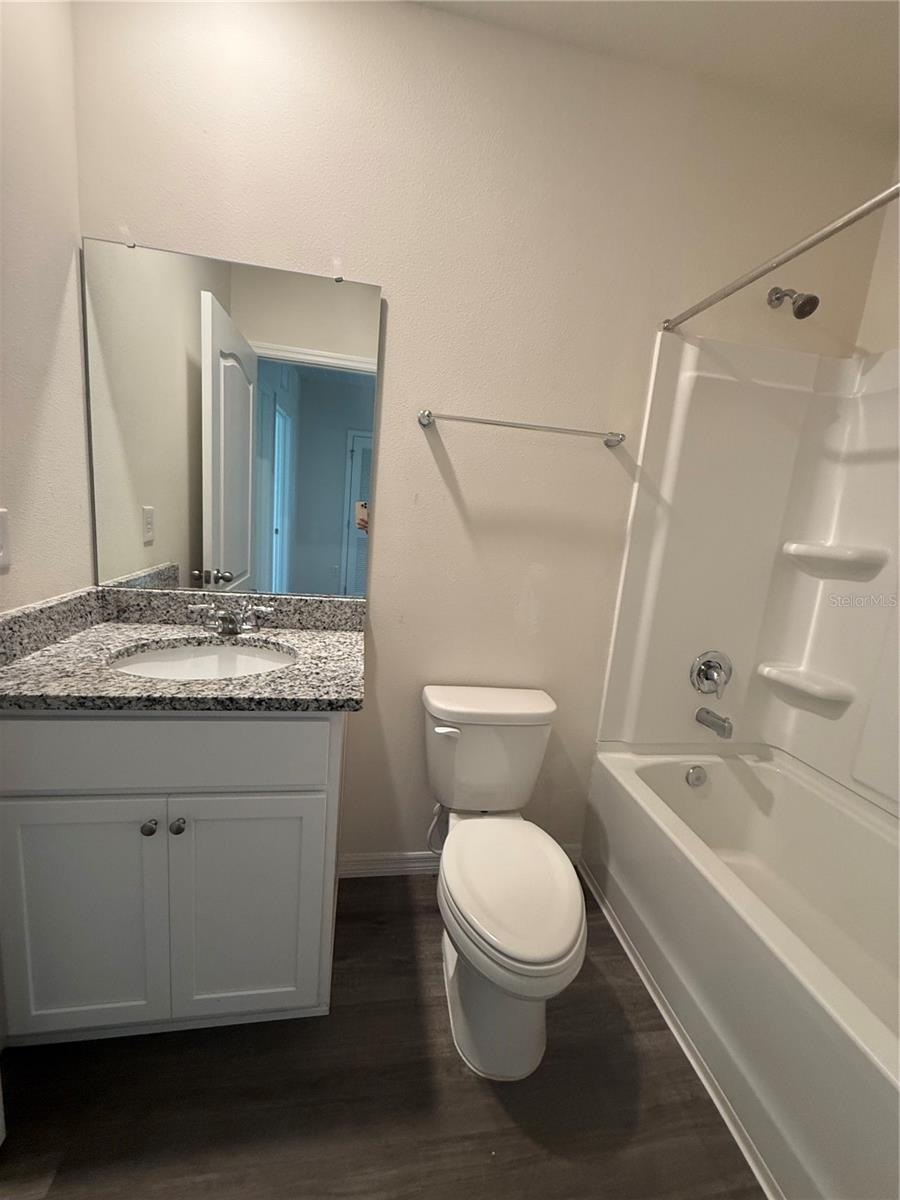 DANBURY/RIDGEWOOD LKS - Residential Lease