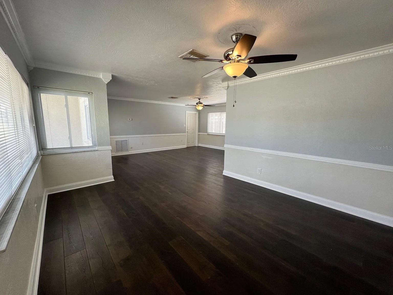 MEADOW LAWN 9TH ADD - Residential