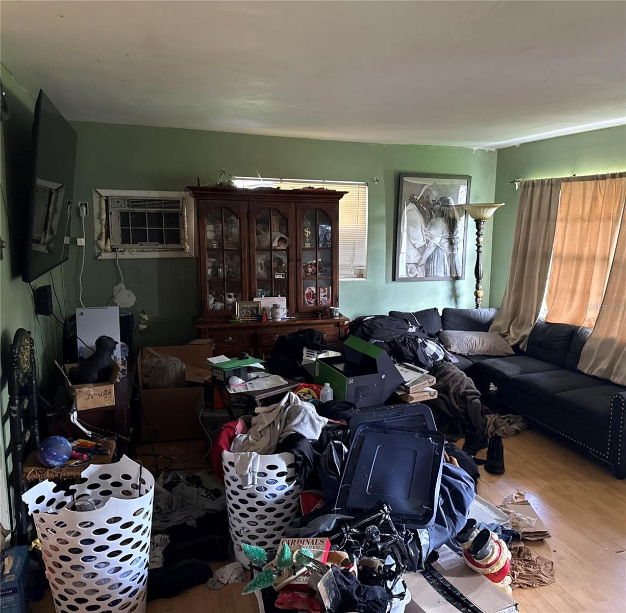 BEVERLY HILLS MARKET AREA - Residential