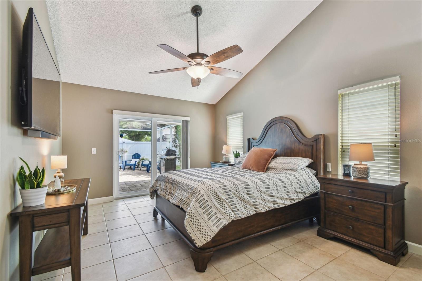 2667 ASPEN COURT