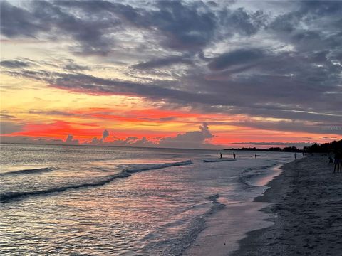 A home in LONGBOAT KEY