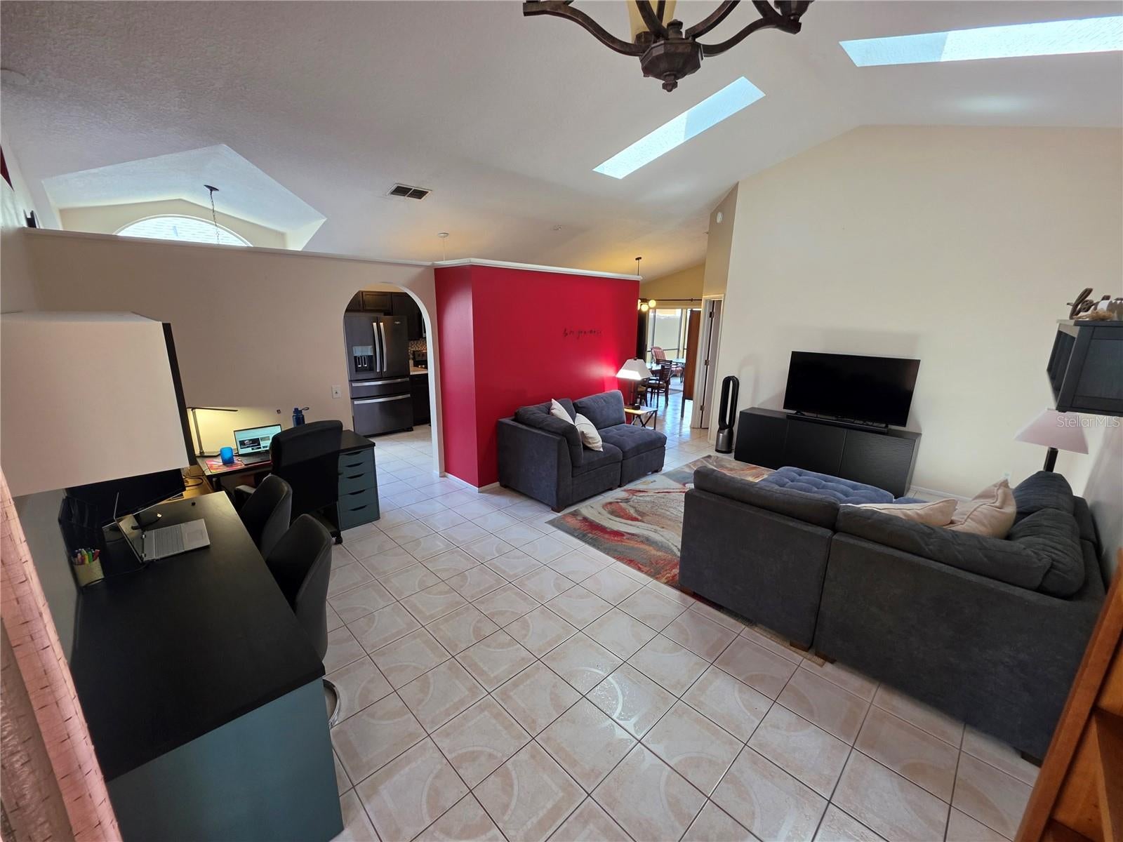 10041 RIVER GLEN CT