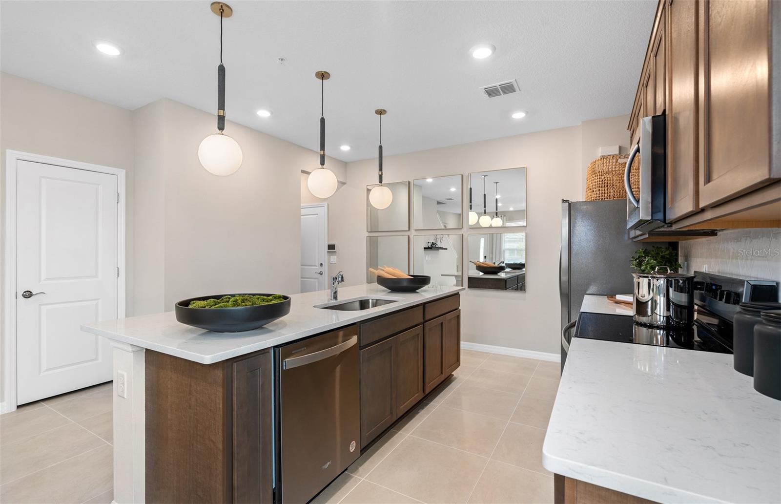 THE COVE AT NONA SOUND - Residential