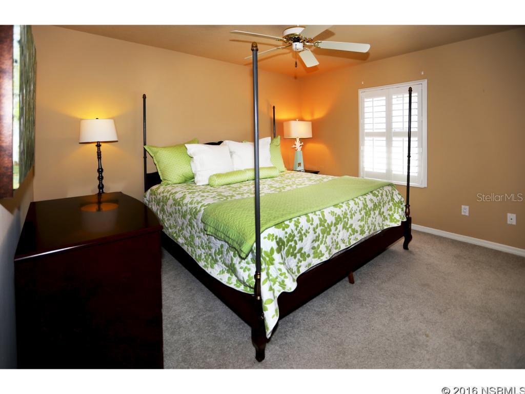 Yacht Club Island Estate - Residential