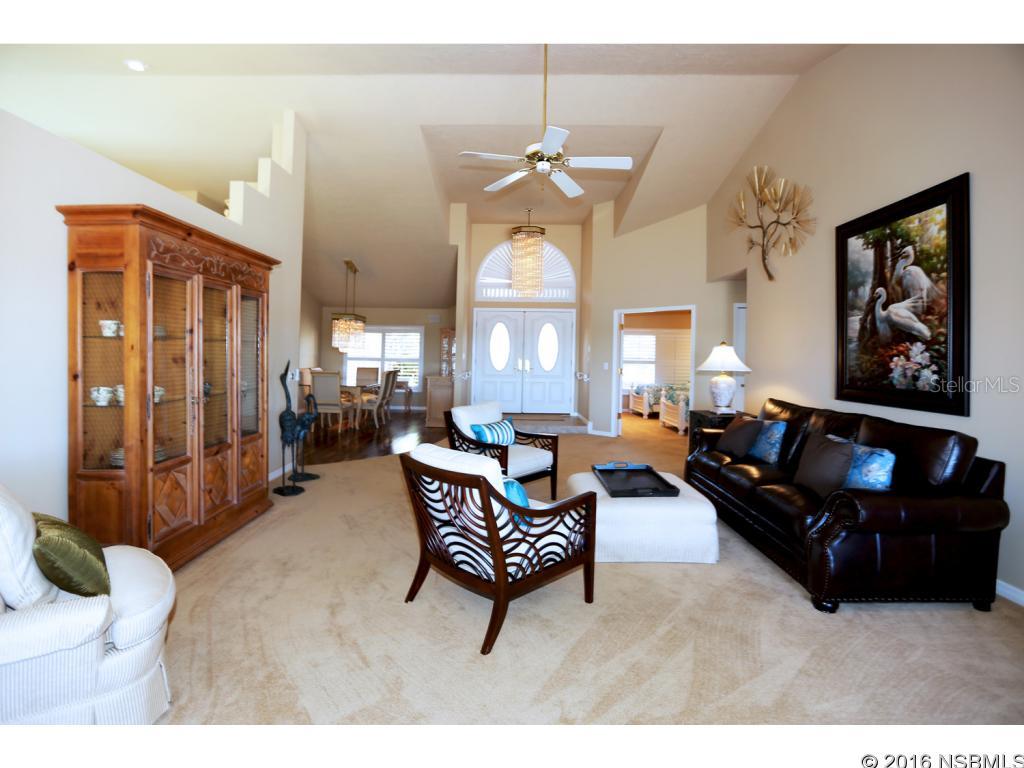 Yacht Club Island Estate - Residential