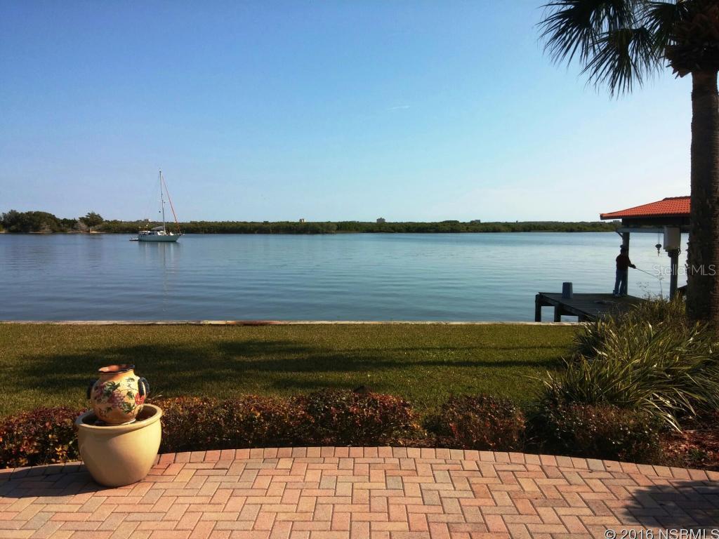 Yacht Club Island Estate - Residential