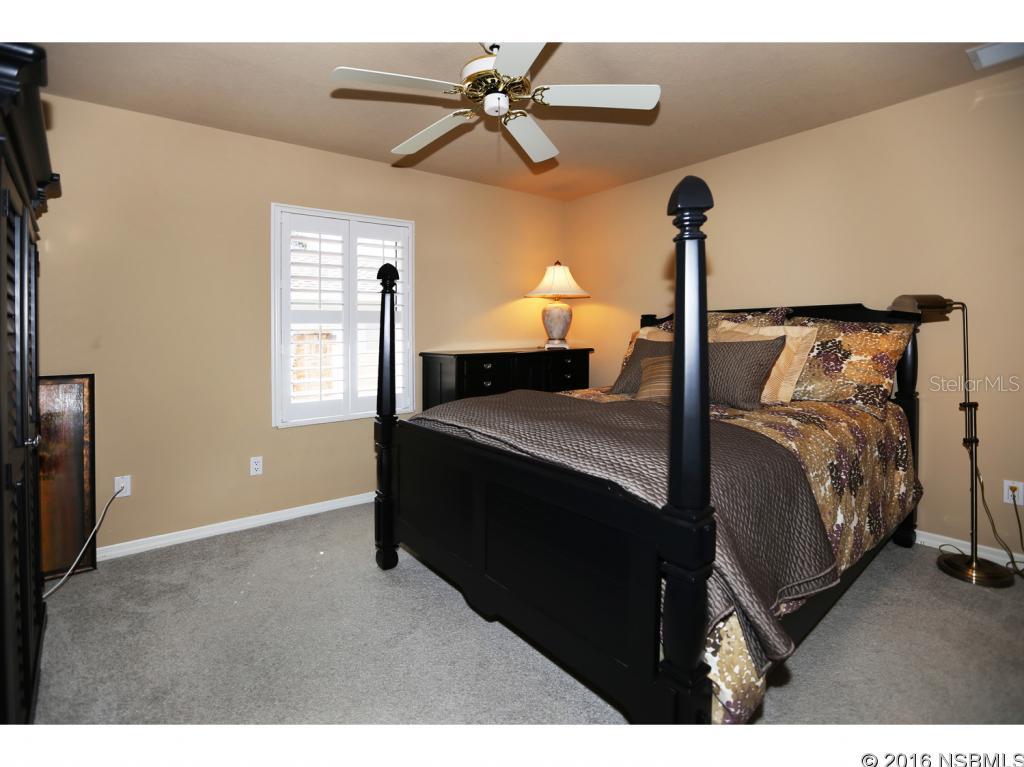 Yacht Club Island Estate - Residential