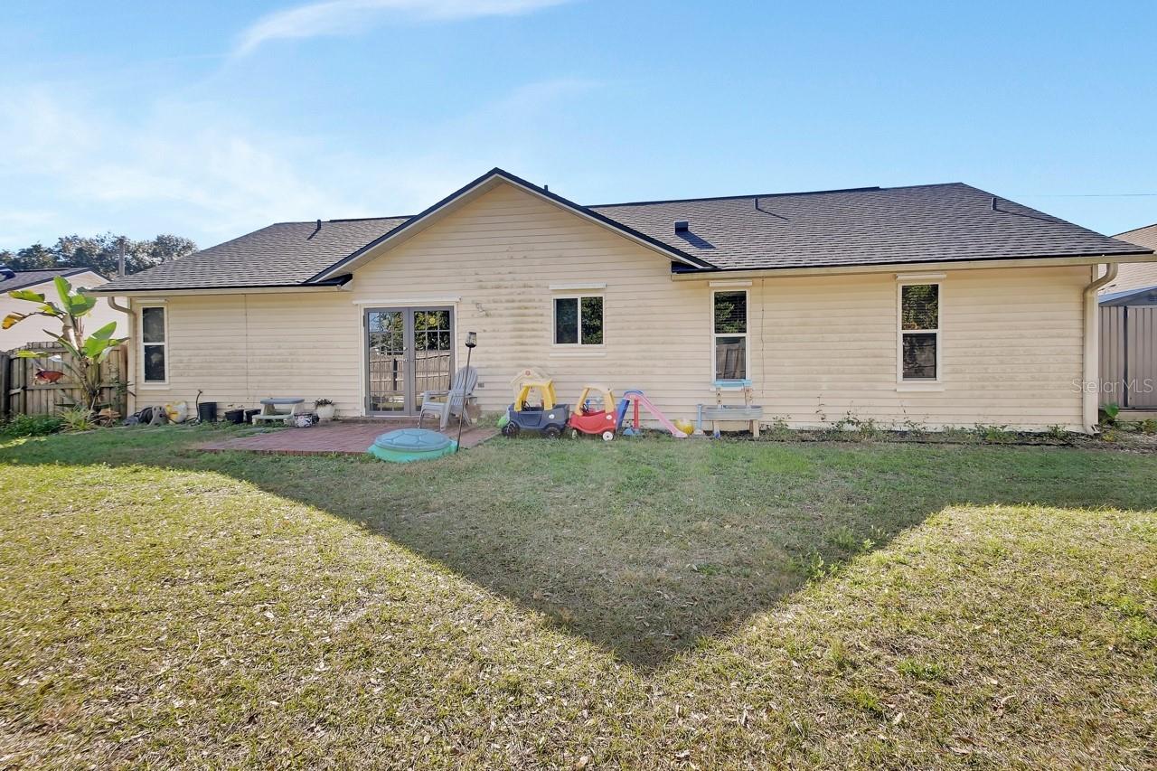 LAKE LINDLYE VILLAGE UN 01 - Residential