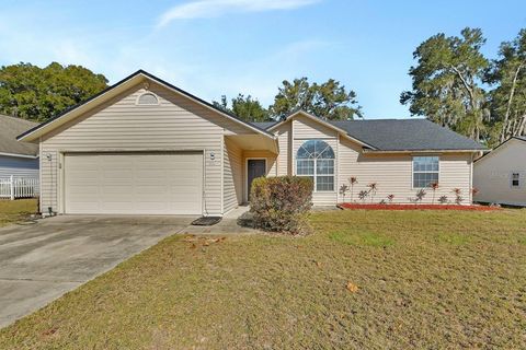 921 VILLAGE LAKE DRIVE N DELAND FL 32724