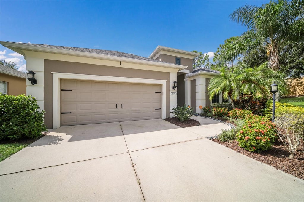Photo of 4804 Boston Common Glen, Bradenton, FL 34211 (MLS # A4705112)