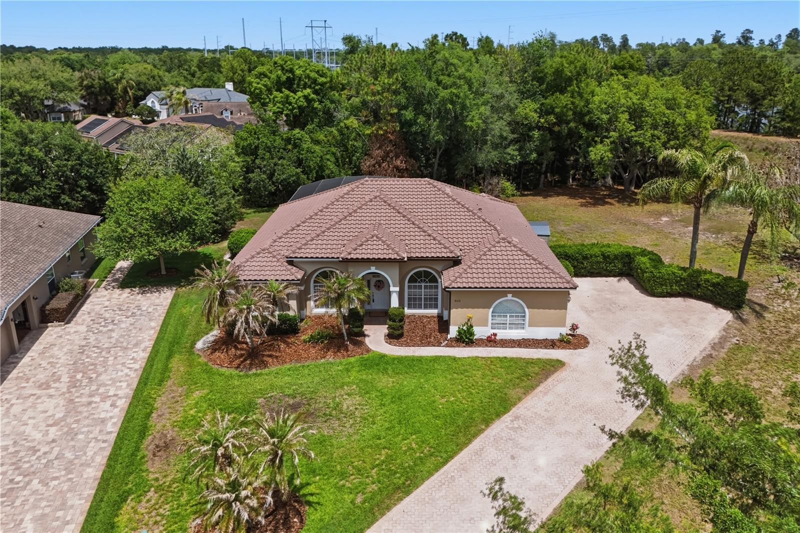 SEVILLE CHASE - Residential