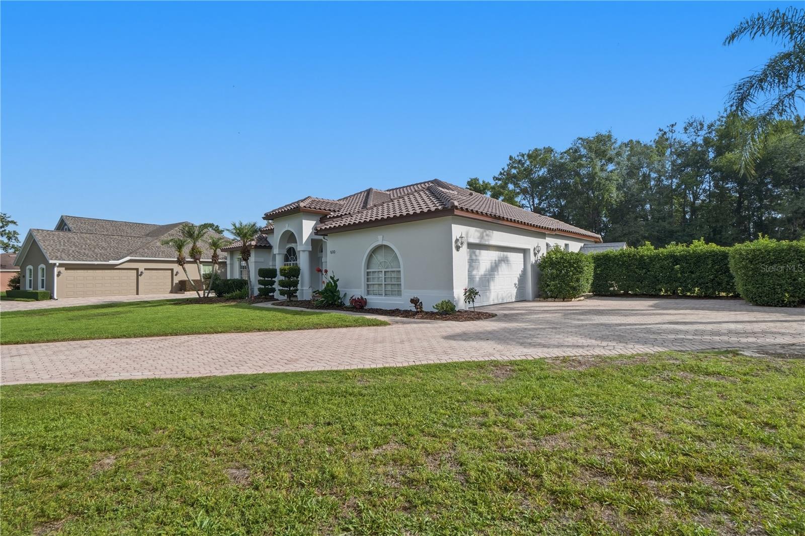 SEVILLE CHASE - Residential