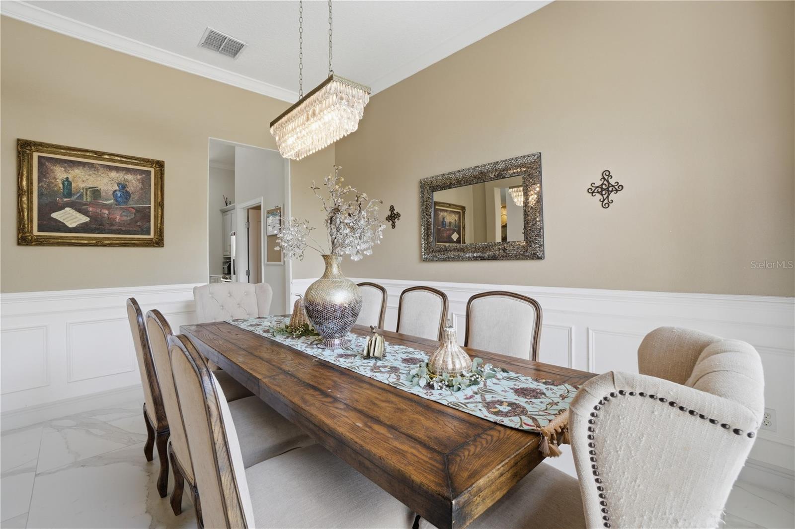 SEVILLE CHASE - Residential