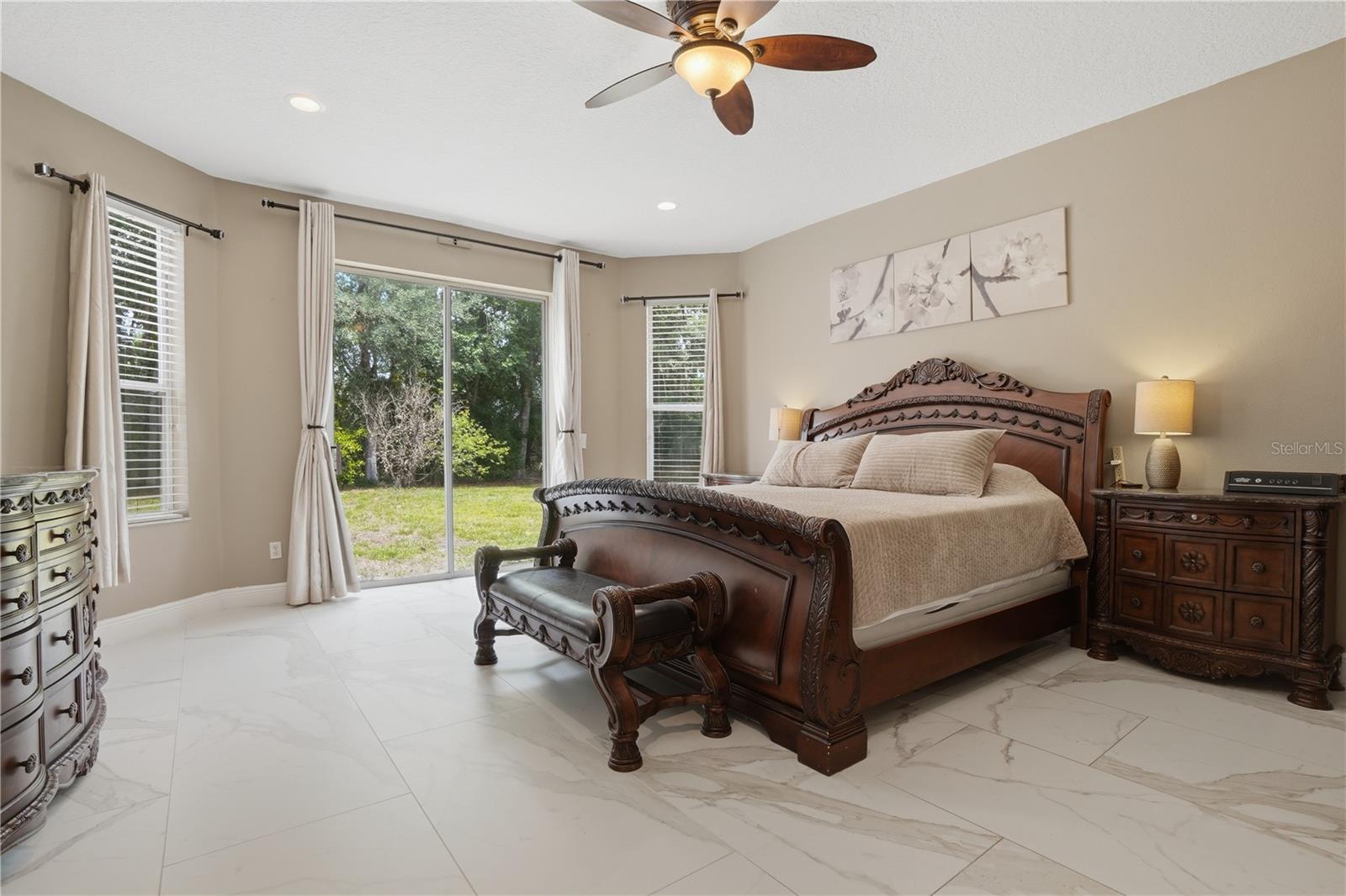 SEVILLE CHASE - Residential