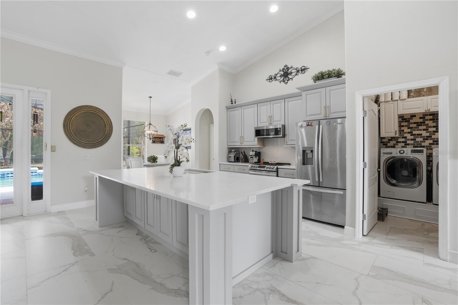 SEVILLE CHASE - Residential