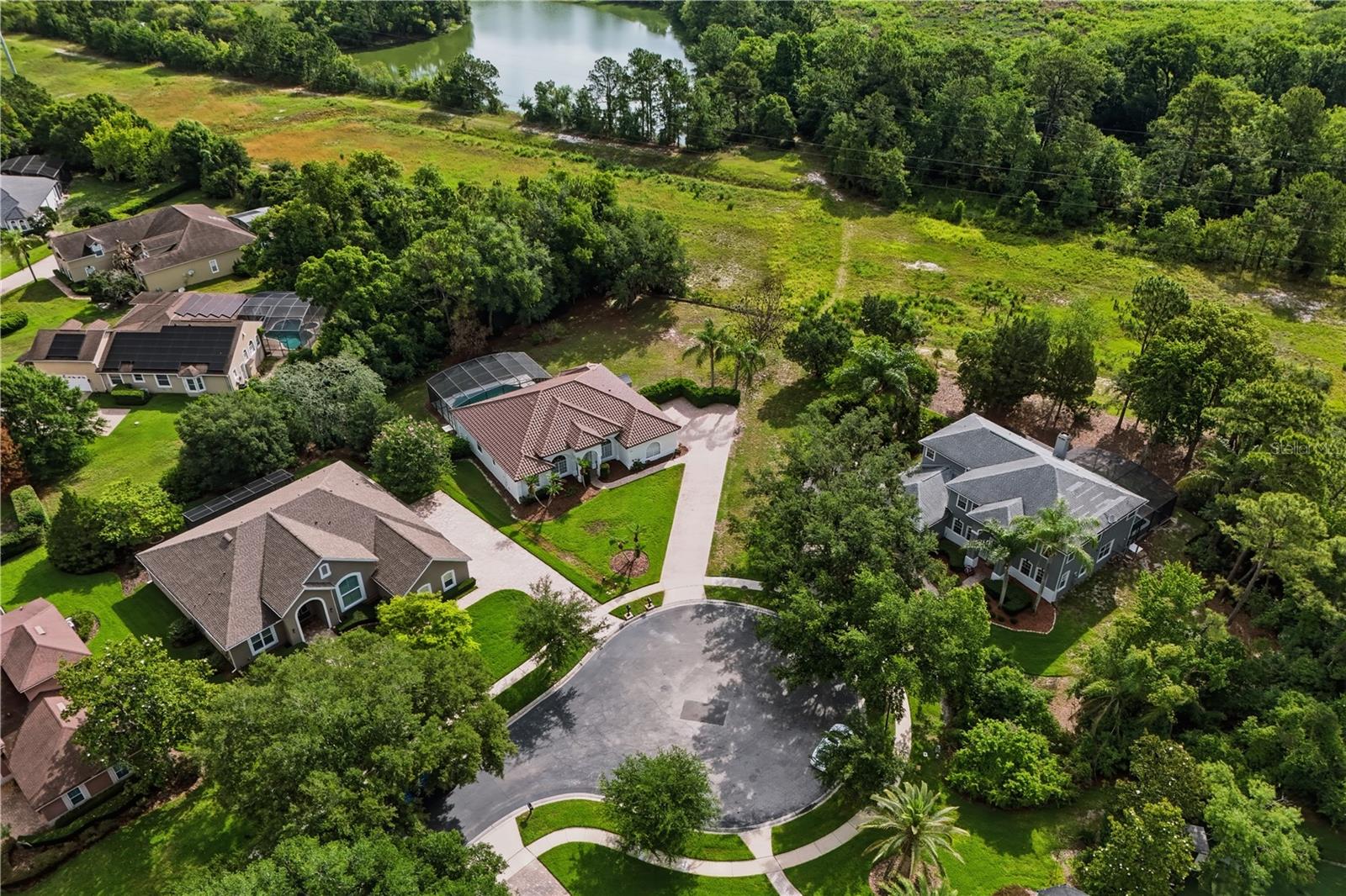 SEVILLE CHASE - Residential