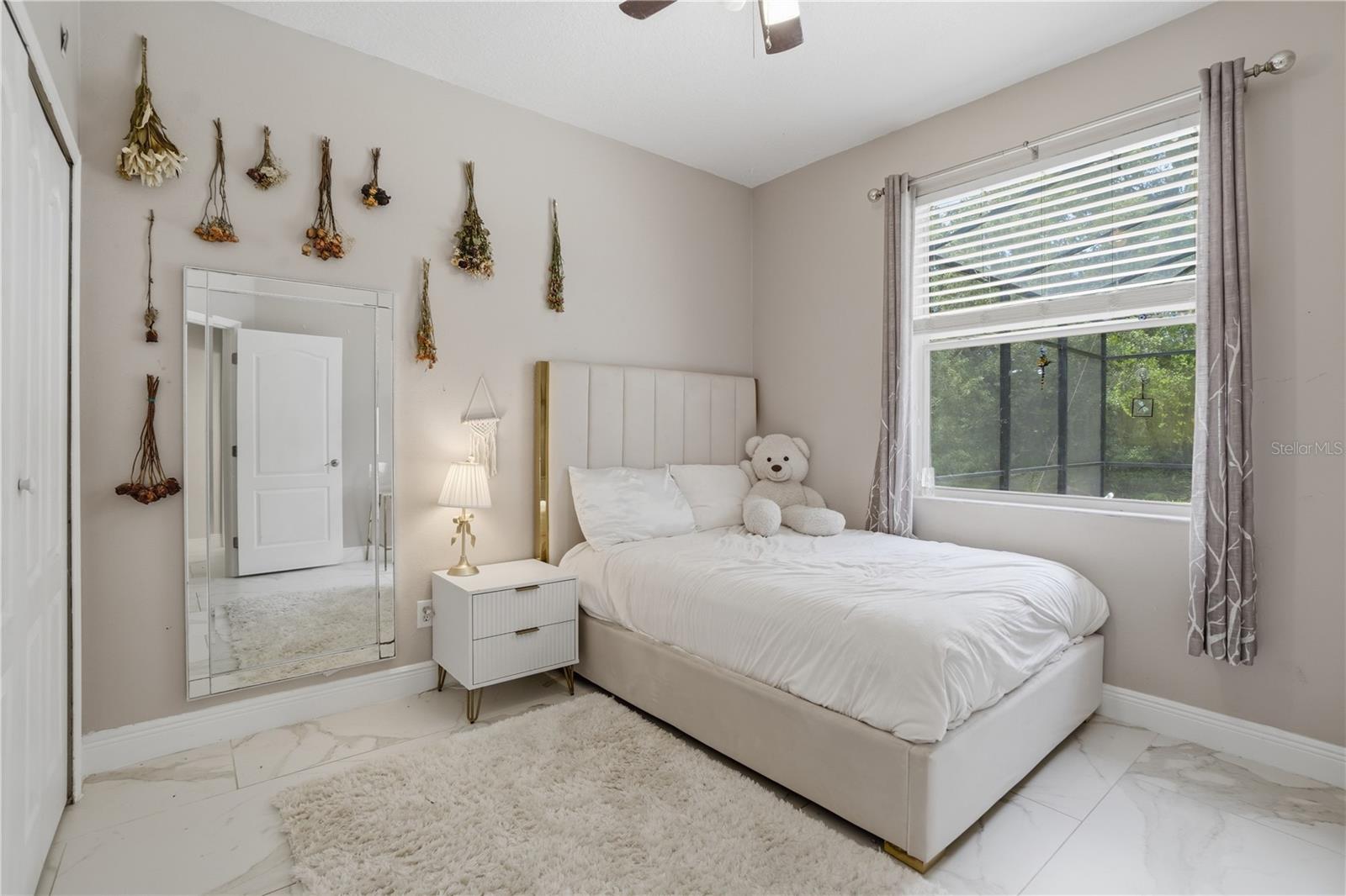 SEVILLE CHASE - Residential