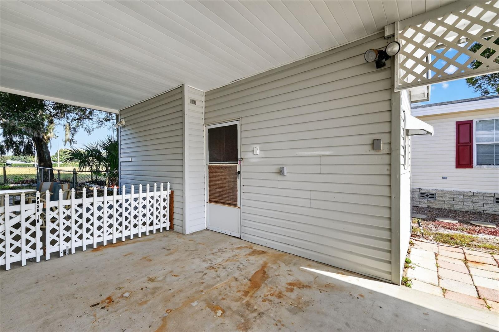 TAVARES FOX RUN - Residential