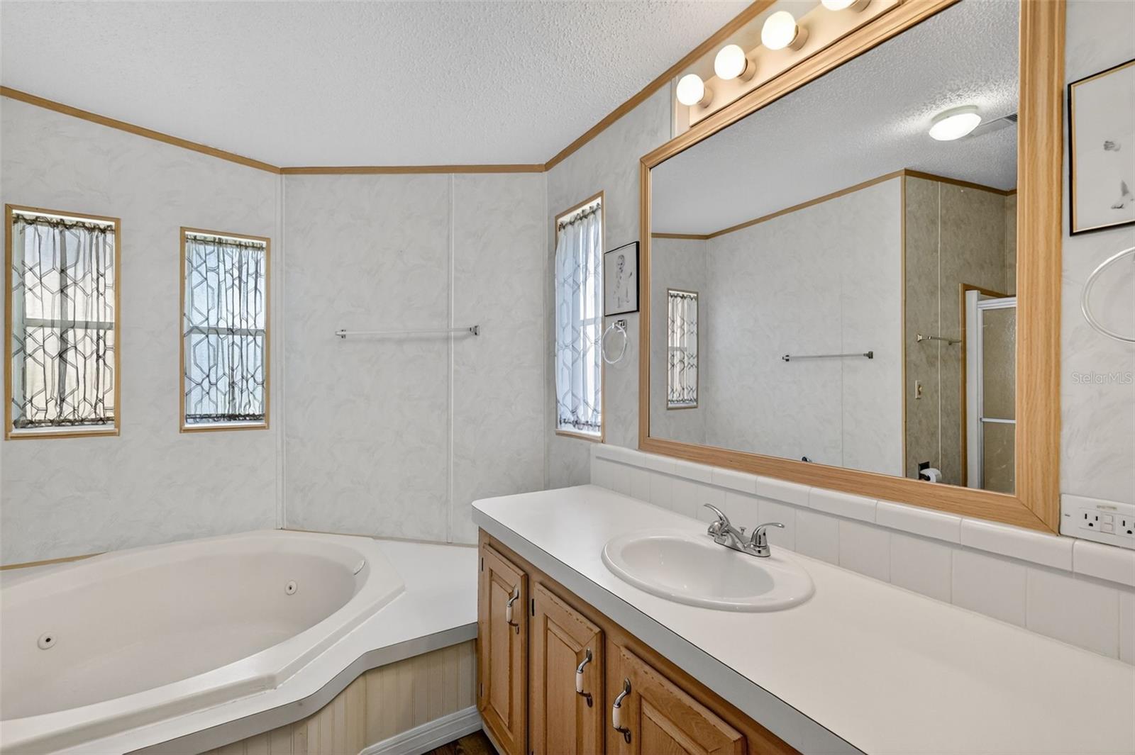 TAVARES FOX RUN - Residential