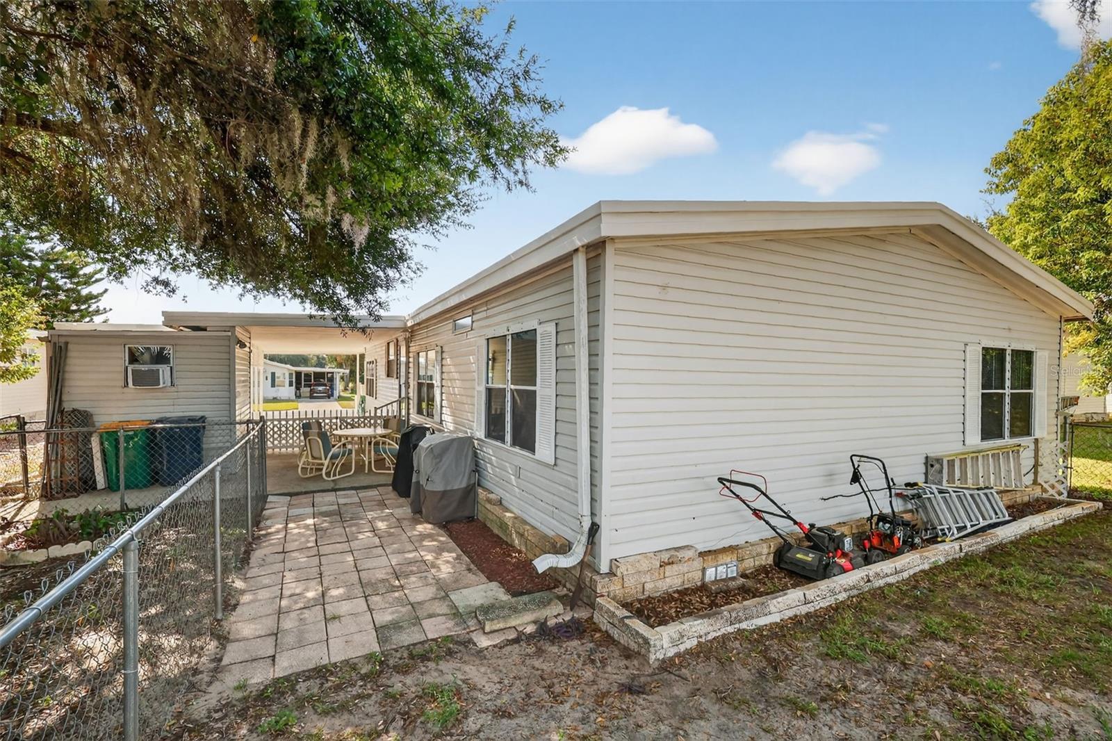 TAVARES FOX RUN - Residential