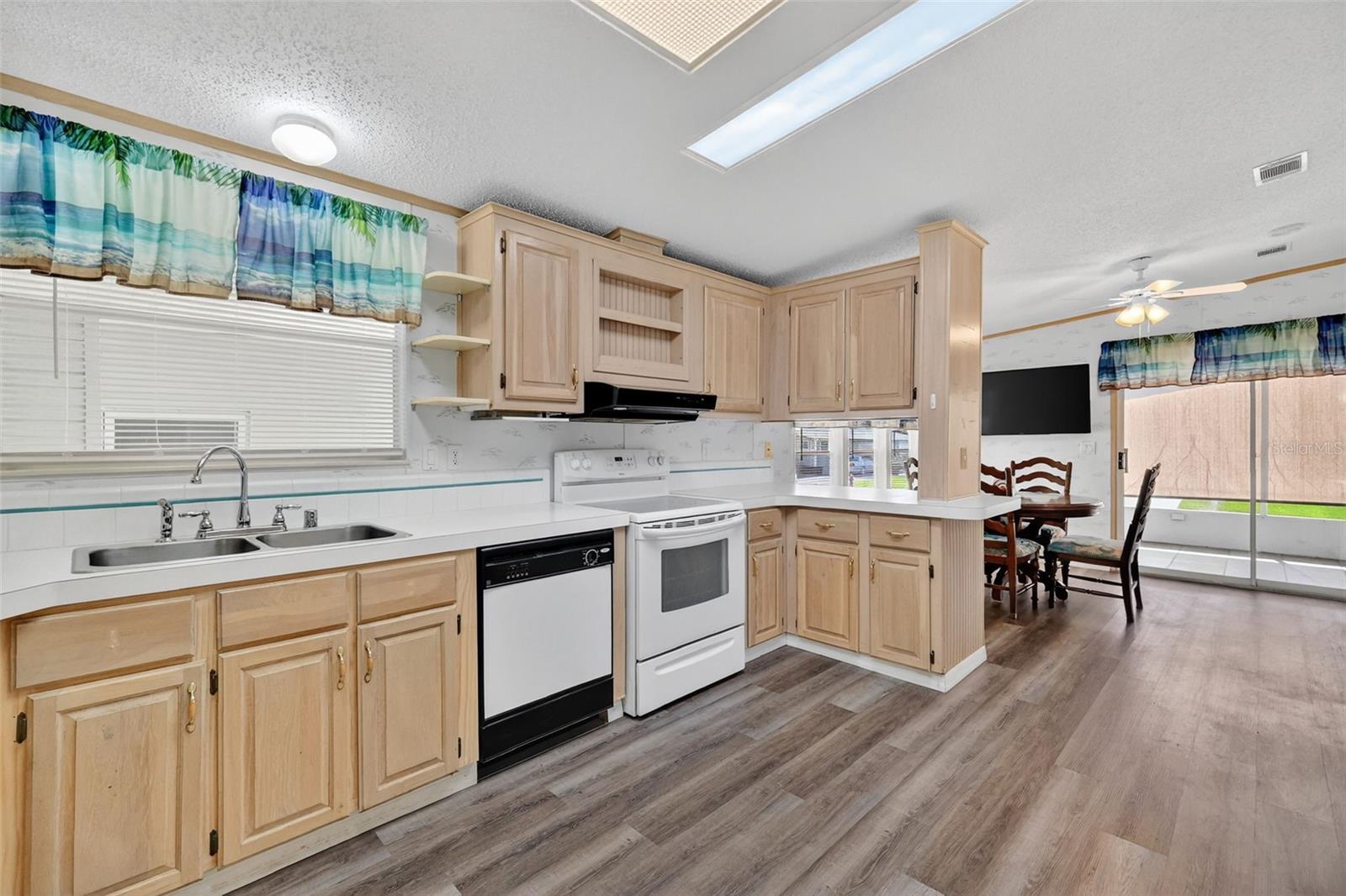 TAVARES FOX RUN - Residential