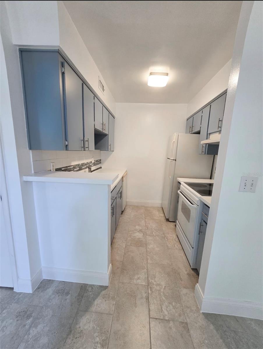 5877 WINDHOVER DRIVE # A01-1