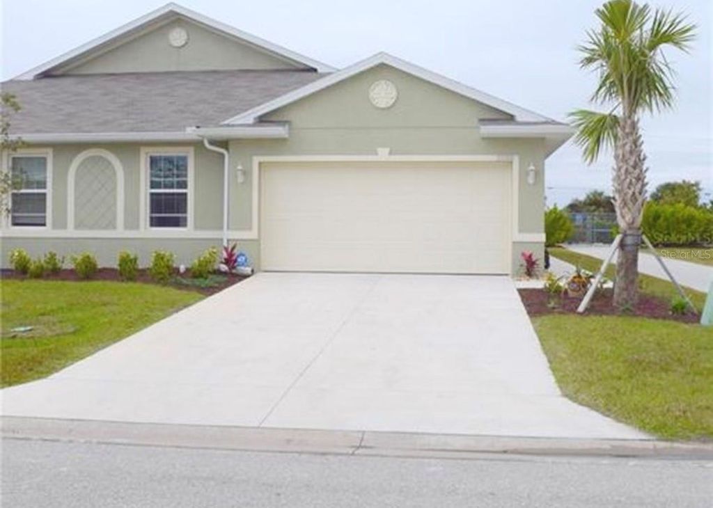 Photo of 25208 E Lenox Circle, Punta Gorda, FL 33950 (MLS # C7489172)