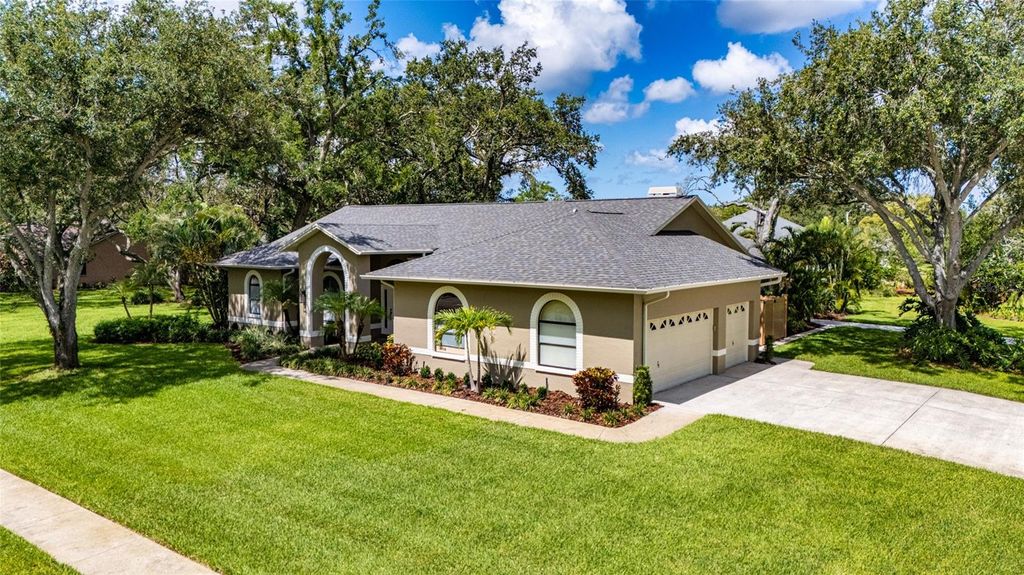 Photo of 8901 Eagle Watch Drive, Riverview, FL 33578 (MLS # TB8400765)