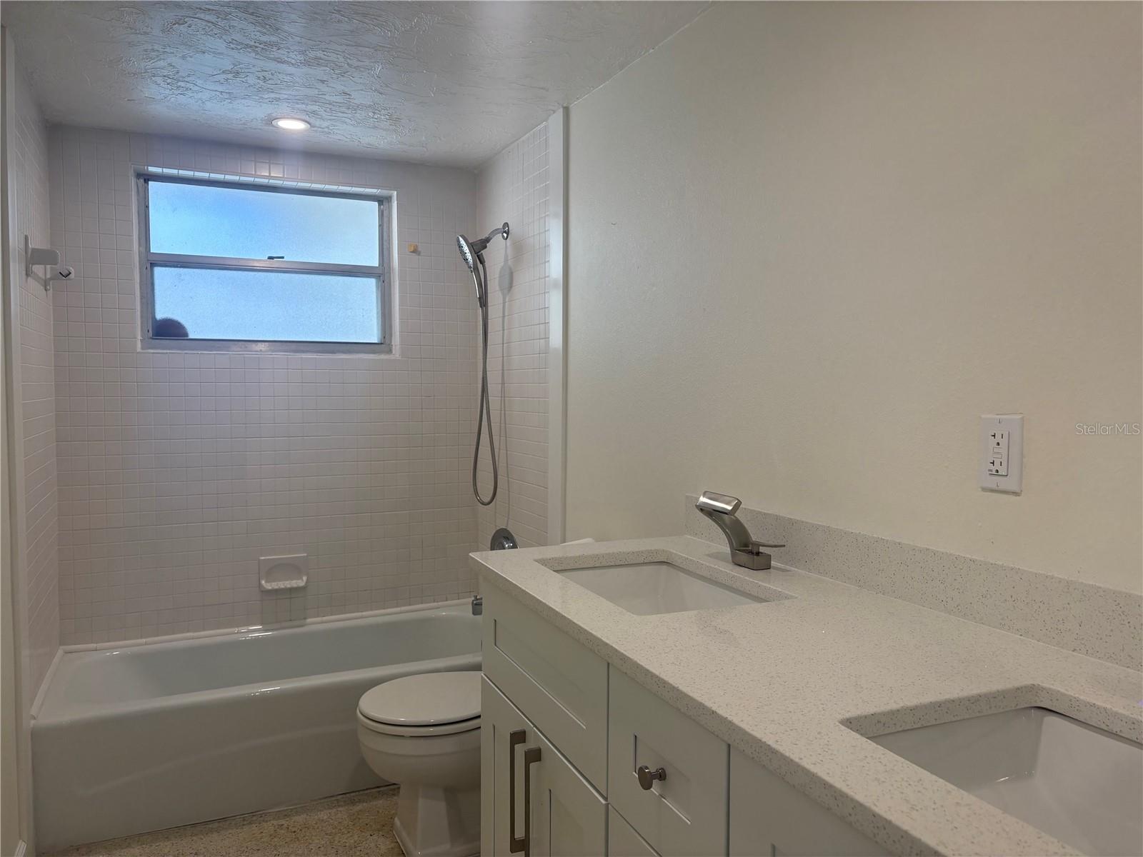 SARASOTA SPRINGS - Residential