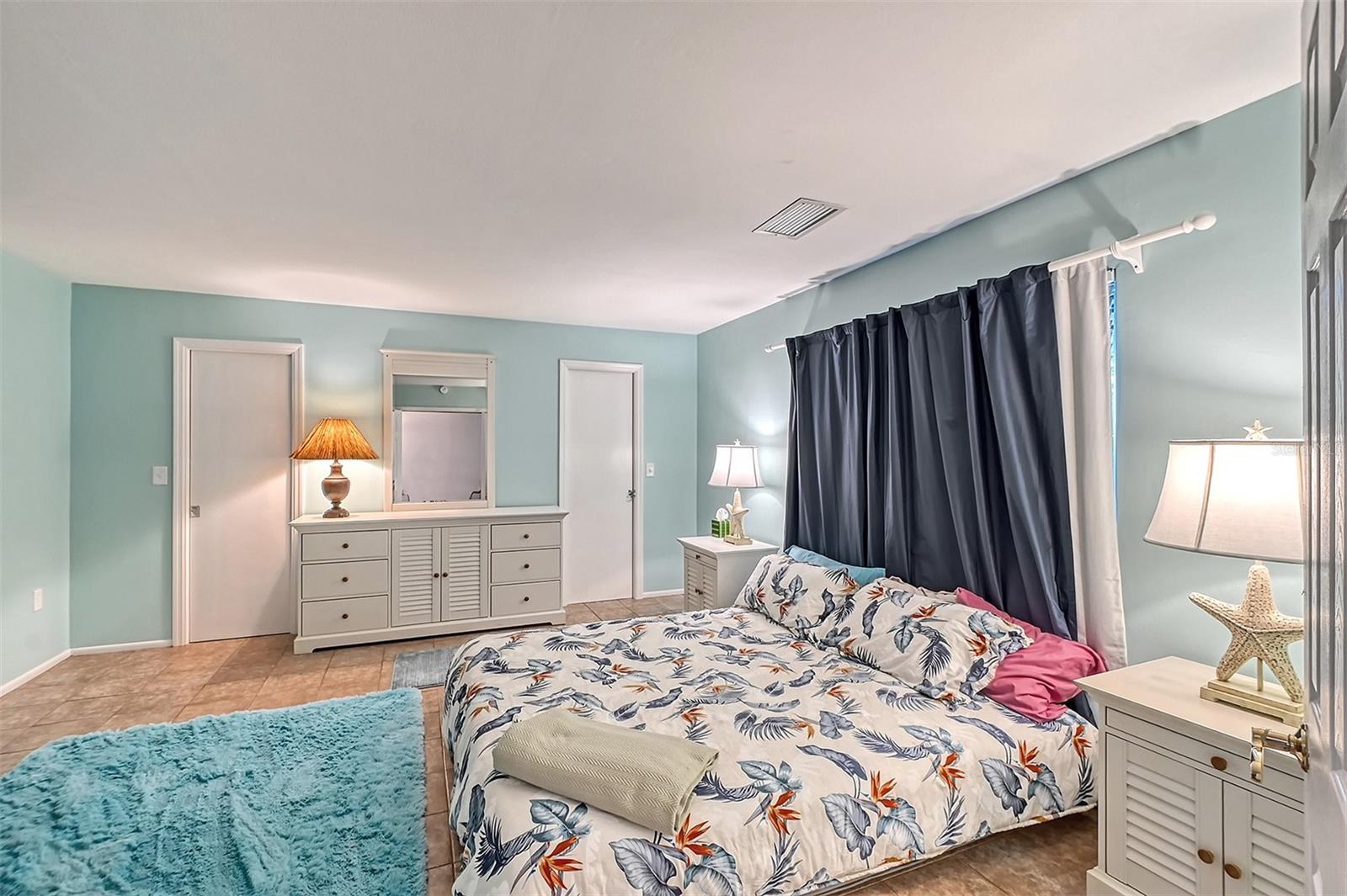 CASEY KEY - Residential