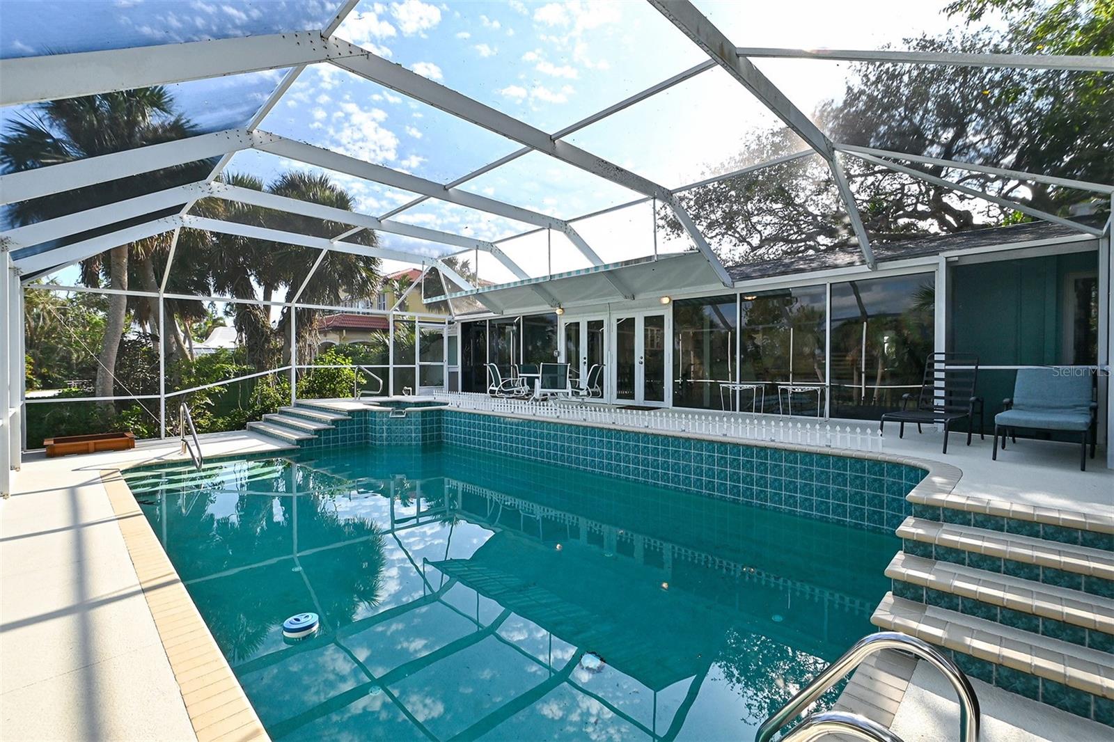 CASEY KEY - Residential