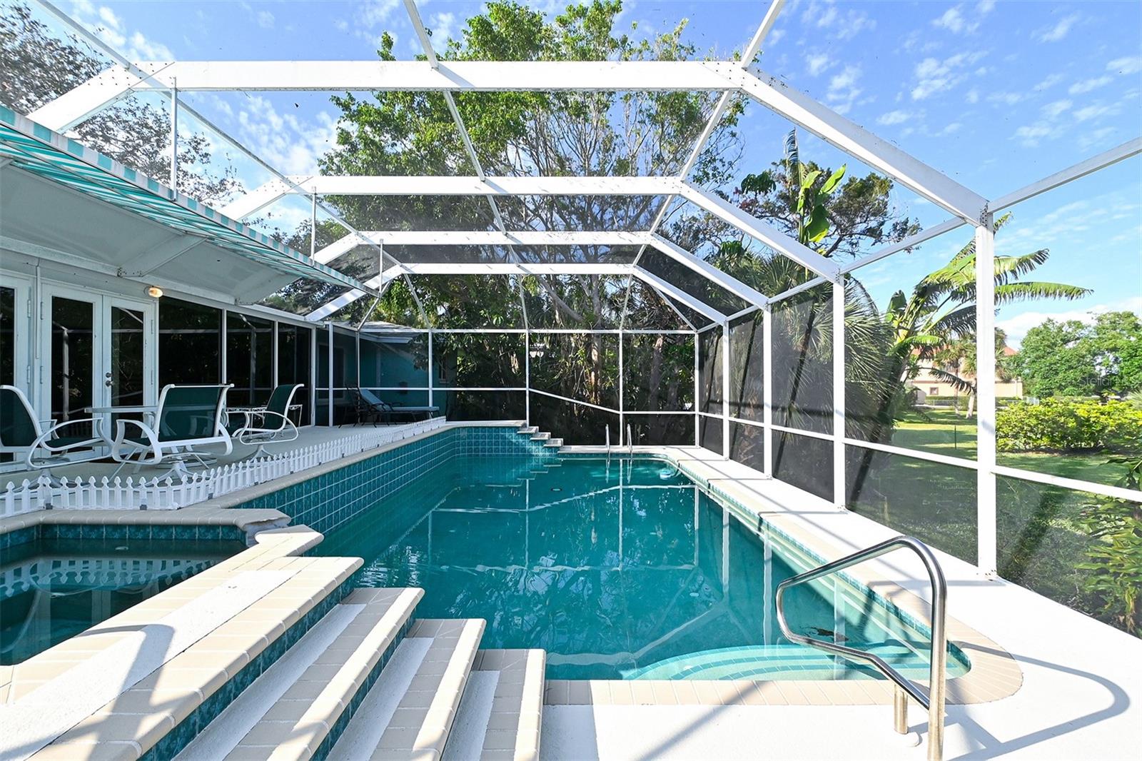 CASEY KEY - Residential