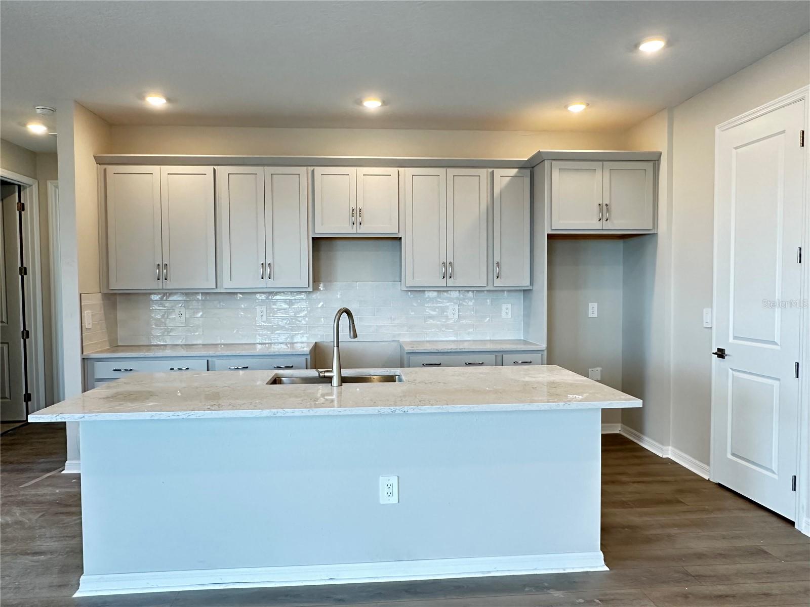 BERRY BAY - Residential