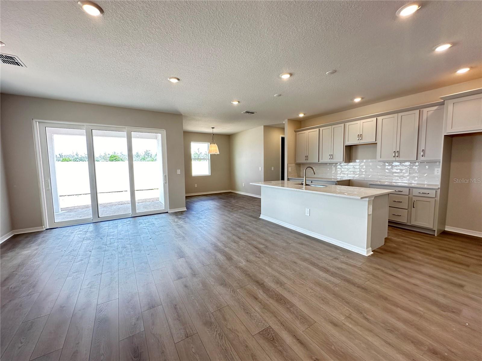 BERRY BAY - Residential