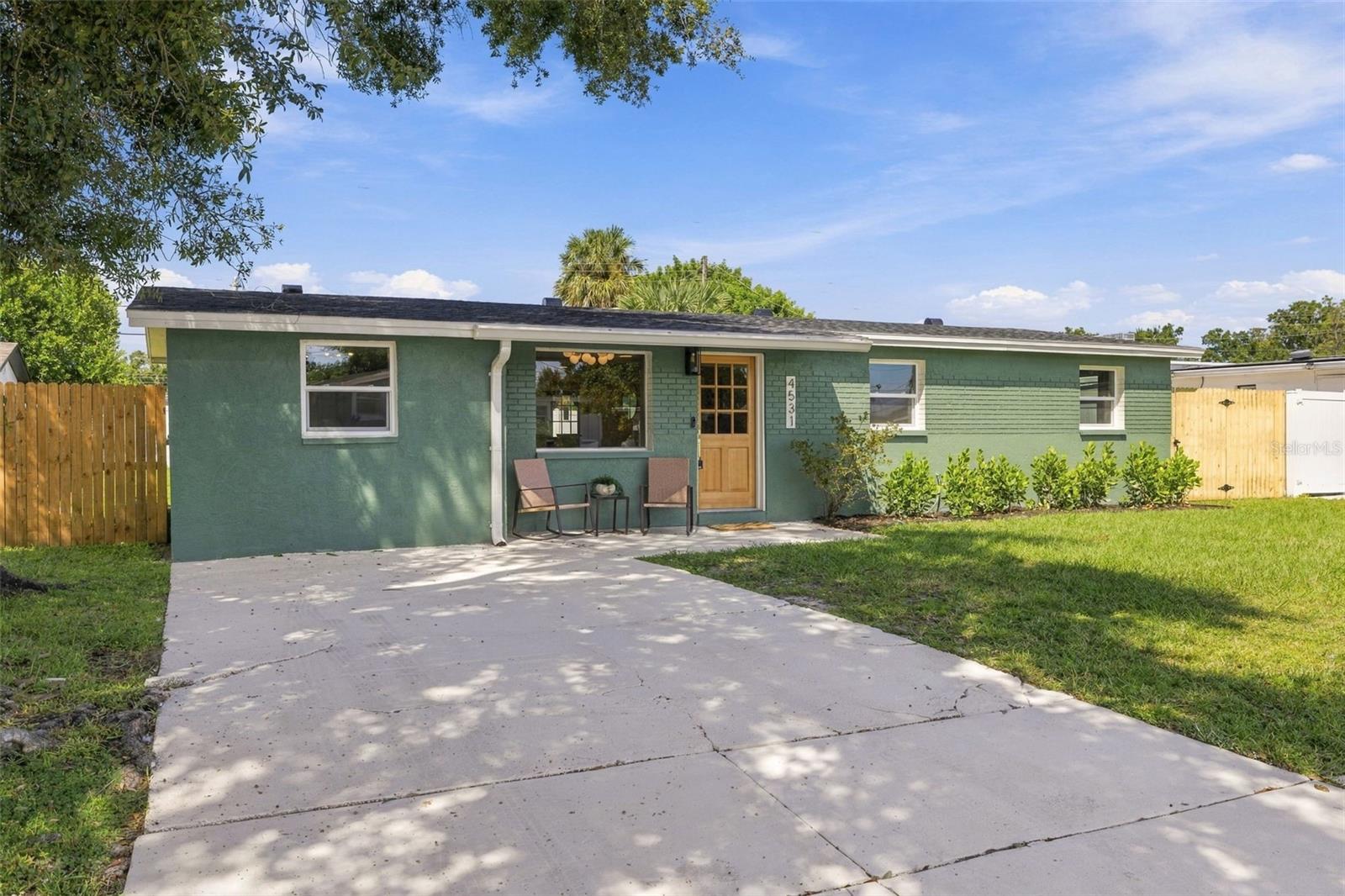 4531 W FERN STREET
