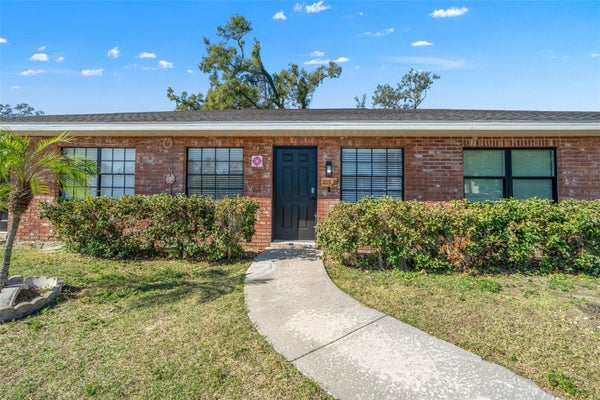 205 GLENDALE DR APT B, BRANDON, FL 33511 - Image 117aa4ae39e4c99f85c7e0aaa85da8ba/1909003954
