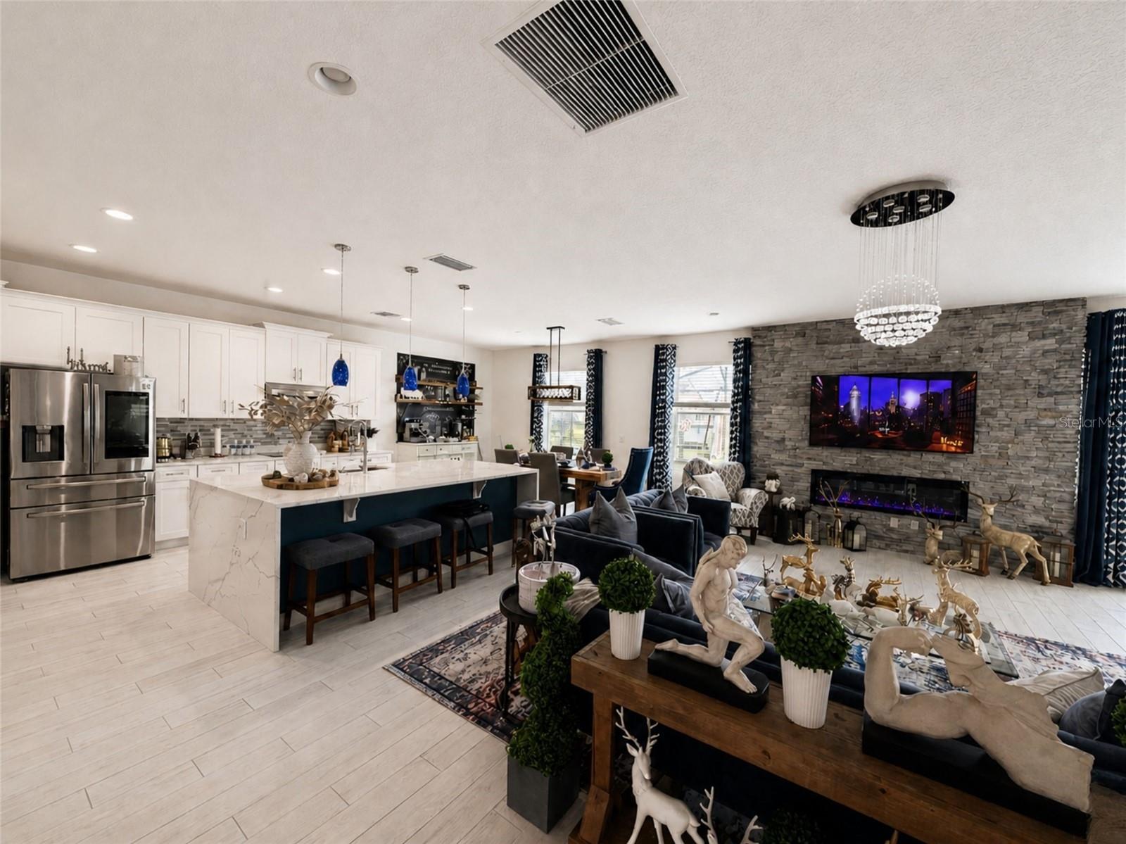 HANOVER LAKES PH 1 - Residential