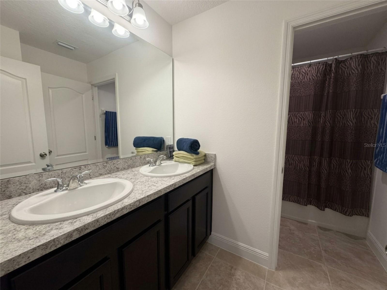HANOVER LAKES PH 1 - Residential