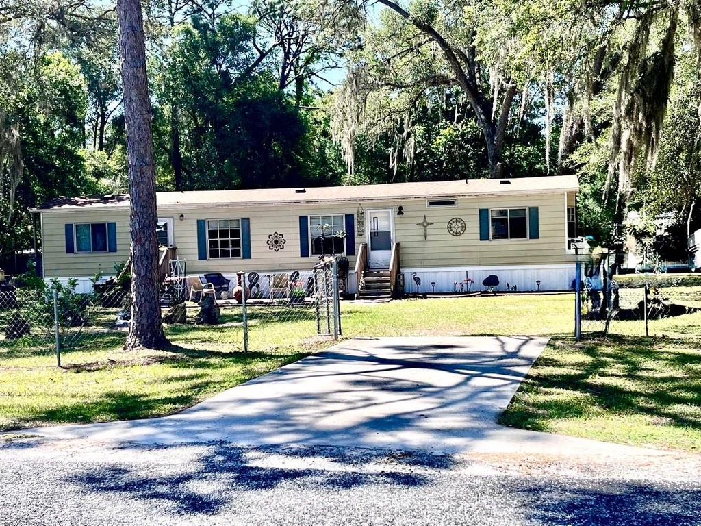 Photo of 1610 SE 178th Street, Summerfield, FL 34491 (MLS # O6400601)