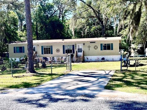 Photo of 1610 SE 178th Street, Summerfield, FL 34491 (MLS # O6400601)