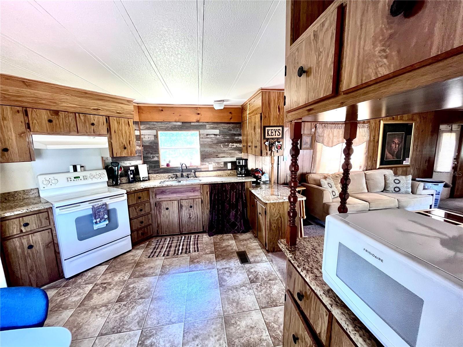 LEIGHTON ESTATE - Residential