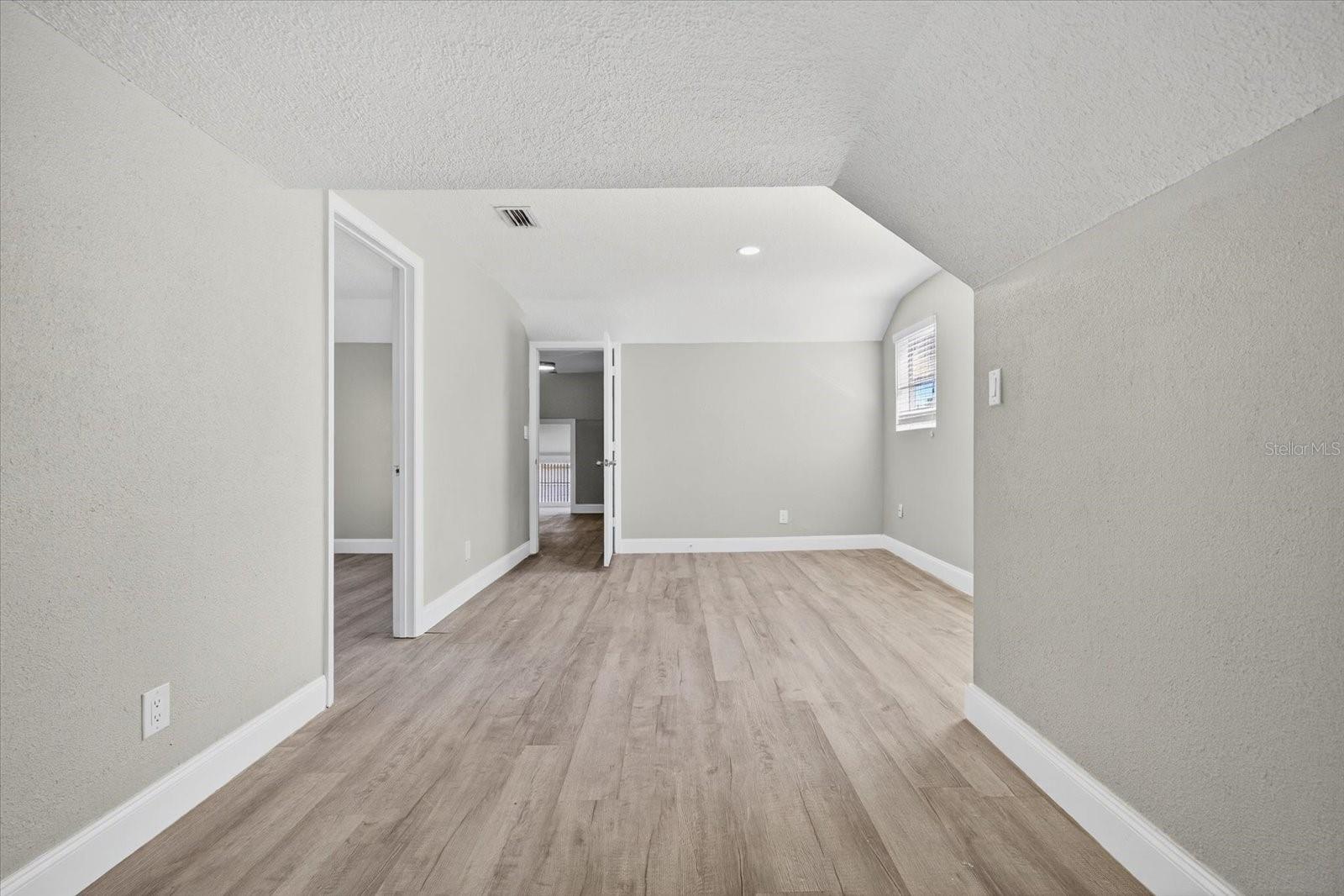 LAKE BEULAH HEIGHTS DIV 01 - Residential