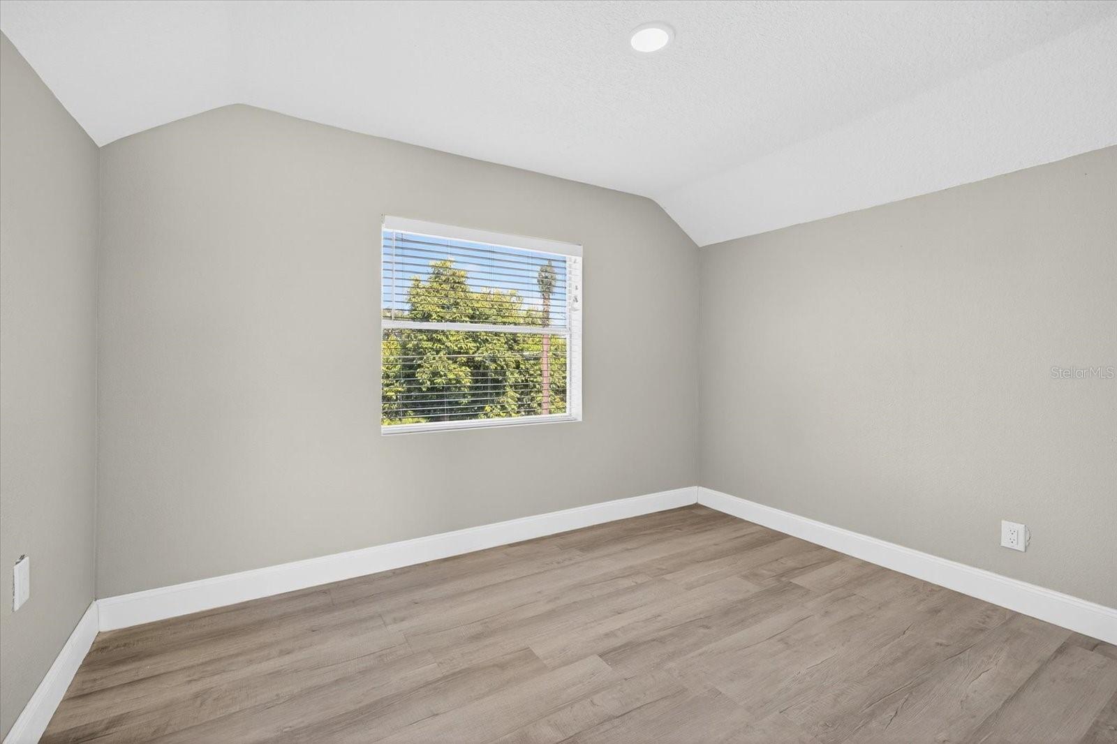 LAKE BEULAH HEIGHTS DIV 01 - Residential